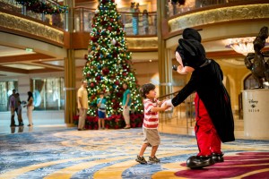 9 tips to get the most out of a Disney Cruise Character meet and greets